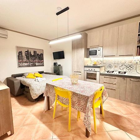 Apartment With Private Parking - Roma Est. Lunghezza Exterior photo